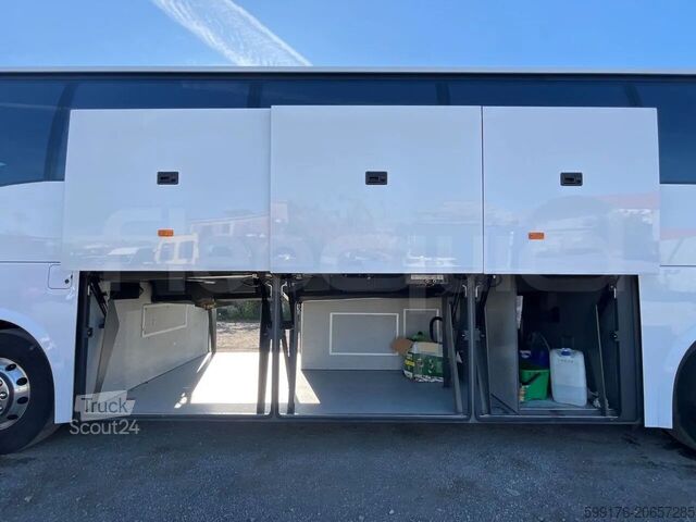 Tur aracı Volvo 9700