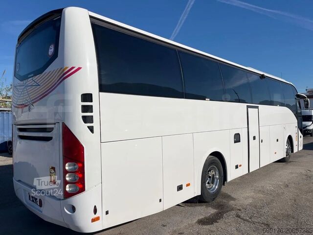 Tur aracı Volvo 9700