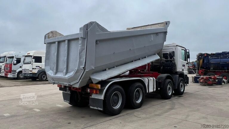Tipper Mercedes-Benz Actros 4144 (3 PEDALES / 8X4 / LAMES / BIG AXLE...