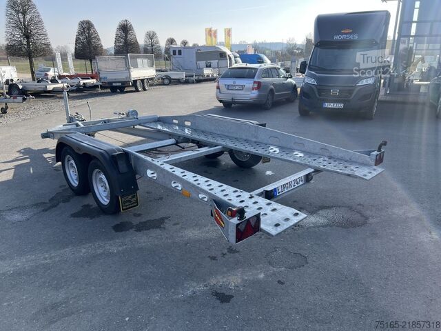 Dodávka na přepravu automobilů Böckmann AT 4019/27 Autotransporter