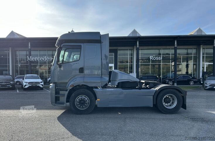 Trækker FORD TRUCKS LEGACY 1845T