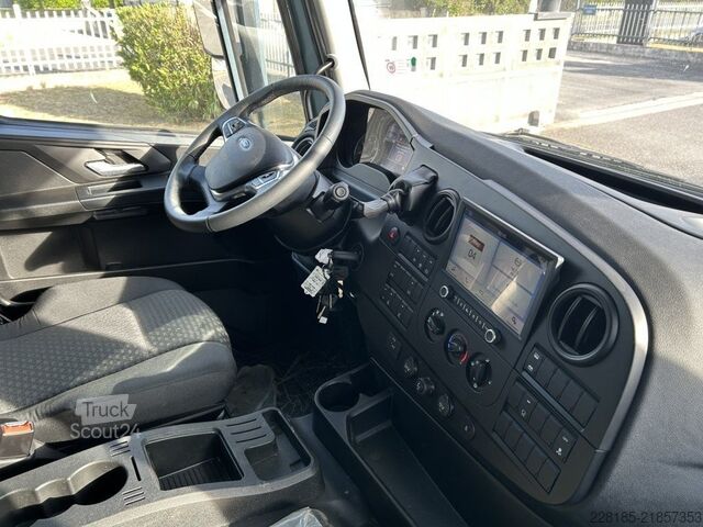 Trækker FORD TRUCKS LEGACY 1845T