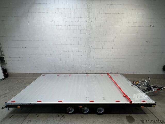 Car carrier van Vezeko Jumbo Light 35.56 E-Winde Autotransporter