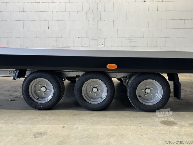 Car carrier van Vezeko Jumbo Light 35.56 E-Winde Autotransporter