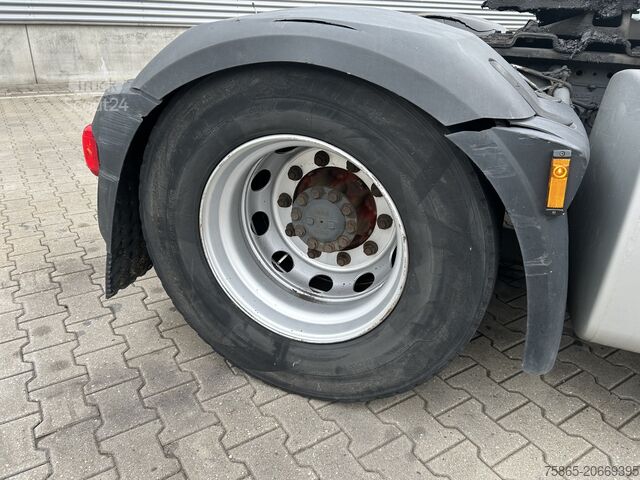 Standaard-SZM DAF XF 440 FT Space Cab / 959 dkm / 2 Tanks / Stand...