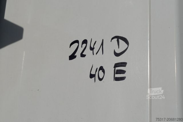 Rashladna poluprikolica SCHMITZ CARGOBULL SKO 18 /LBW BÄR 2500 kg / CARRIER 1550 / ROLLTOR