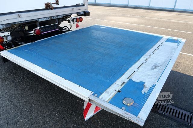 Rashladna poluprikolica SCHMITZ CARGOBULL SKO 18 /LBW BÄR 2500 kg / CARRIER 1550 / ROLLTOR