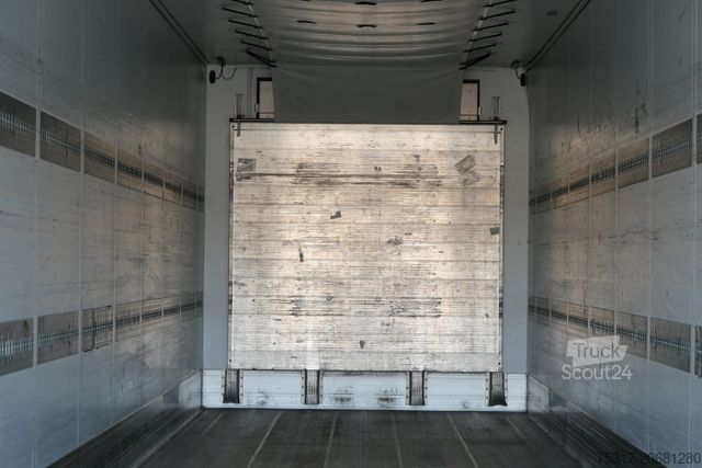 Rashladna poluprikolica SCHMITZ CARGOBULL SKO 18 /LBW BÄR 2500 kg / CARRIER 1550 / ROLLTOR