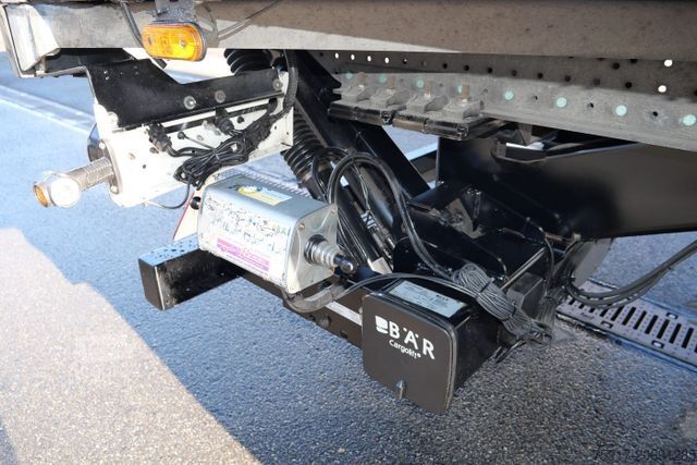 Rashladna poluprikolica SCHMITZ CARGOBULL SKO 18 /LBW BÄR 2500 kg / CARRIER 1550 / ROLLTOR