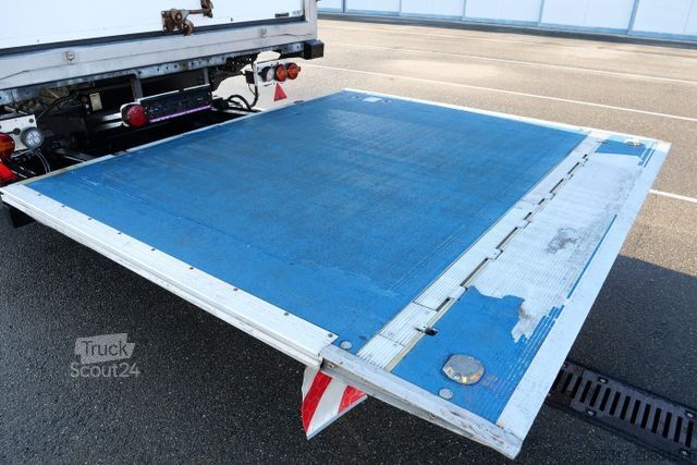 Rashladna poluprikolica SCHMITZ CARGOBULL SKO 18 /LBW BÄR 2500 kg / CARRIER 1550 / ROLLTOR