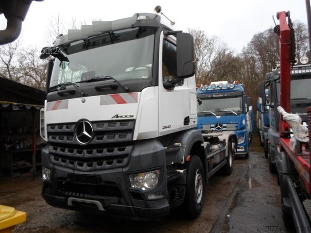 Kanca kasalı yük kamyonu (roll-off) MERCEDES-BENZ 2540 L/ 6x2/ ABROLLER