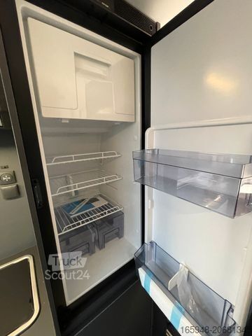 Campervan ADRIA Twin Edition 640 SGX**MJ 26*Automatik*