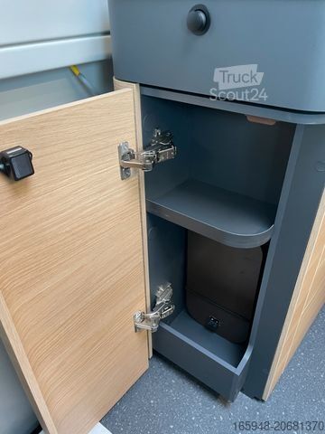 Kemperis ADRIA Twin Max 680 SGX *MAN*Automatik*ACC*Hubbett*