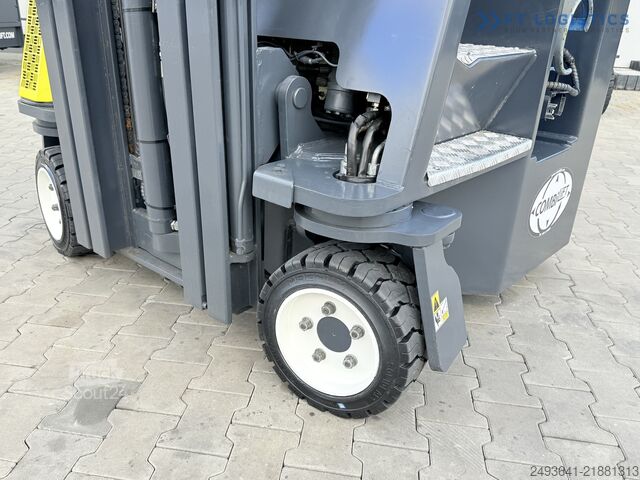 Chariot élévateur multidirectionnel Combilift C3000CB GAS TRIPLEX 4900 POSITIONER TOP1