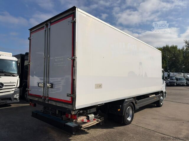 Hladilni tovornjak MERCEDES-BENZ ATEGO 1527 L Kühlkoffer 7,10 m LBW 1,5 T*THERMO