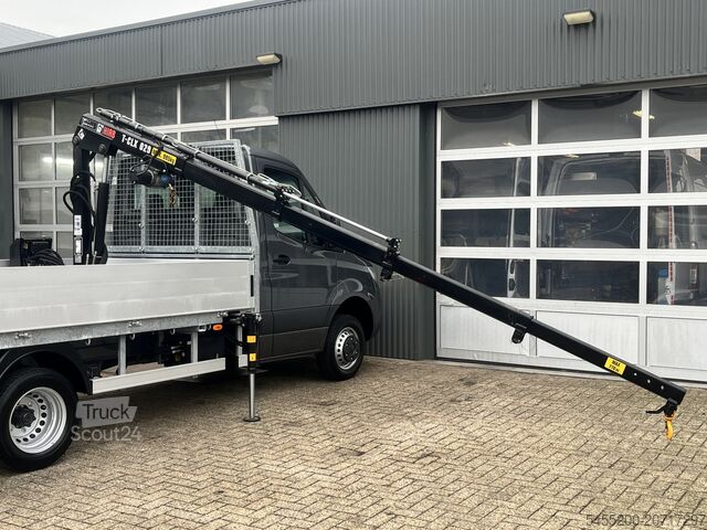 Nákladní automobil s plošinou a jeřábem Mercedes-Benz Sprinter 515 CDI Automaat Hiab 029 Laadkraan Li...