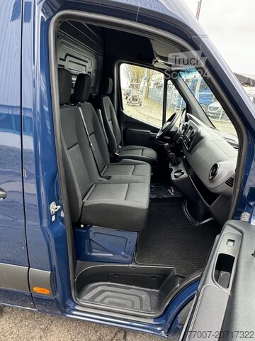 Висока височина на фургона Mercedes-Benz Sprinter 315 CDI Kasten ML+H 3-Sitze Kli