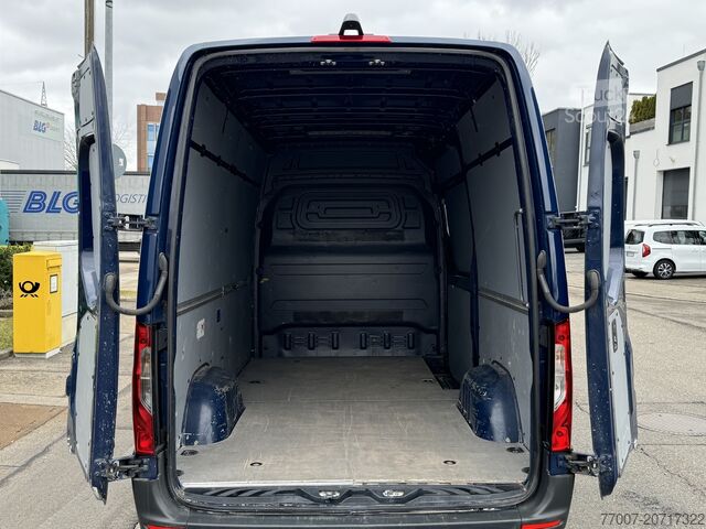 Висока височина на фургона Mercedes-Benz Sprinter 315 CDI Kasten ML+H 3-Sitze Kli