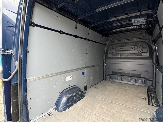 Висока височина на фургона Mercedes-Benz Sprinter 315 CDI Kasten ML+H 3-Sitze Kli