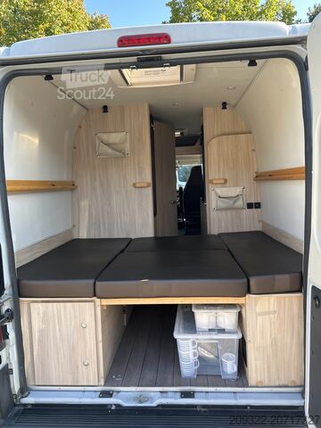 Husvagn/husbils Fiat Weinsberg Carabus 600 K | 4 Posti Letto | Completamente Attrezzato