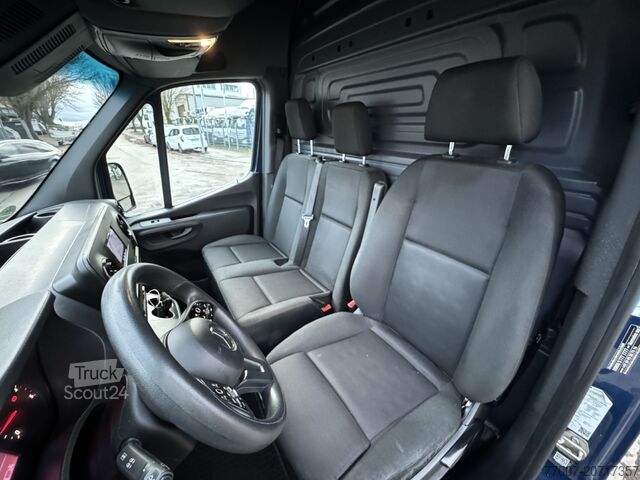 Kastenwagen Mercedes-Benz Sprinter 317 CDI Kasten Hochdach 3-Sitze