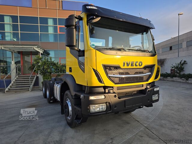 Truck chassis iveco Trakker
