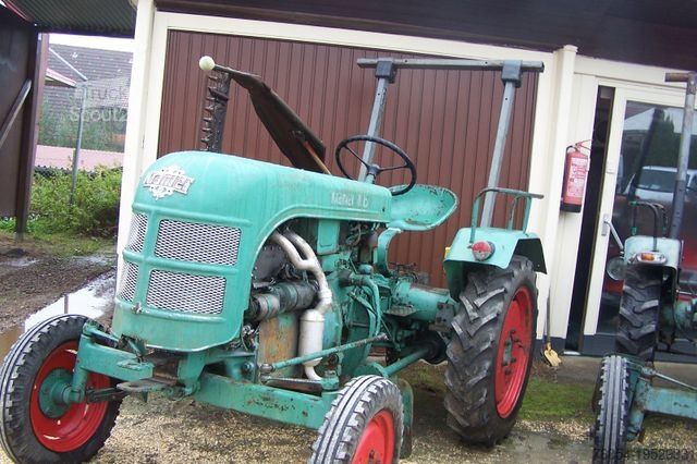 Tractor KRAMER K15*MITFUNKTIONSTÜCHTIGEMMÄHWERK