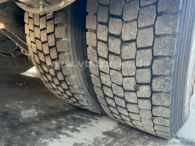 Lastbil med flak VOLVO FH 420 6x2 Pritsche+HIAB Ladekran Lenk-/Lift EU6