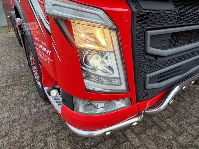 Standard-SZM Volvo FH 540 / 6X4 / Retarder / Lift-Axle / 2 Tanks