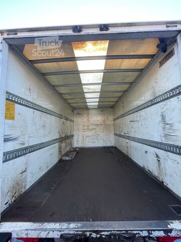 Gesloten bak MAN TGL8.180