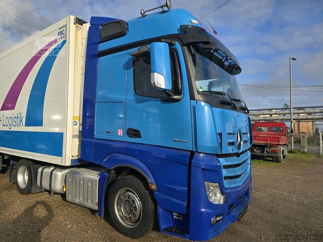 Стандартний тягач MERCEDES-BENZ 1845 Big Space LowLiner