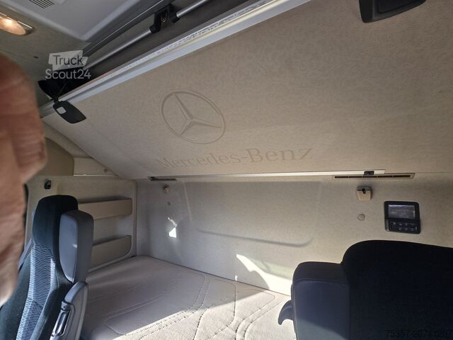 Стандартний тягач MERCEDES-BENZ 1845 Big Space LowLiner