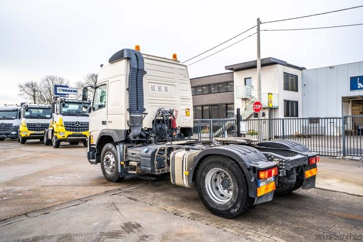 Standard tractor VOLVO FMX 460 GLOB + HYDR