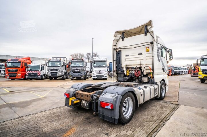 Estándar-SZM MAN TGX 18.440 LLS