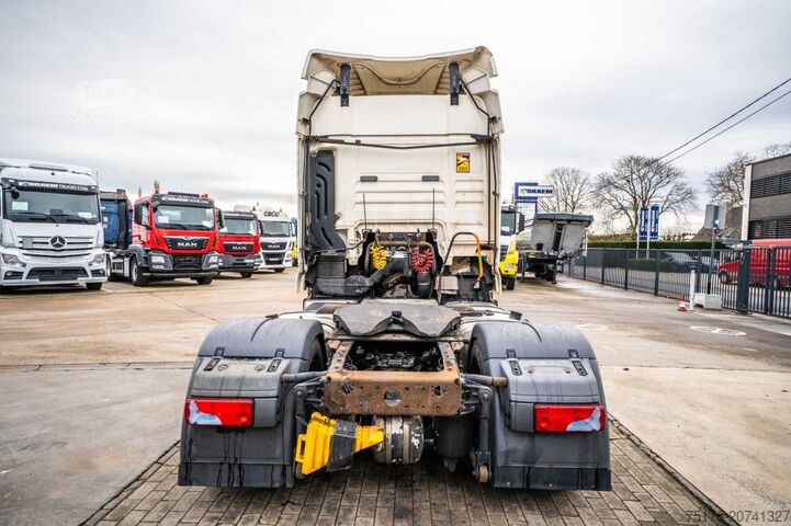 Estándar-SZM MAN TGX 18.440 LLS