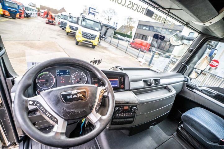 Estándar-SZM MAN TGX 18.440 LLS