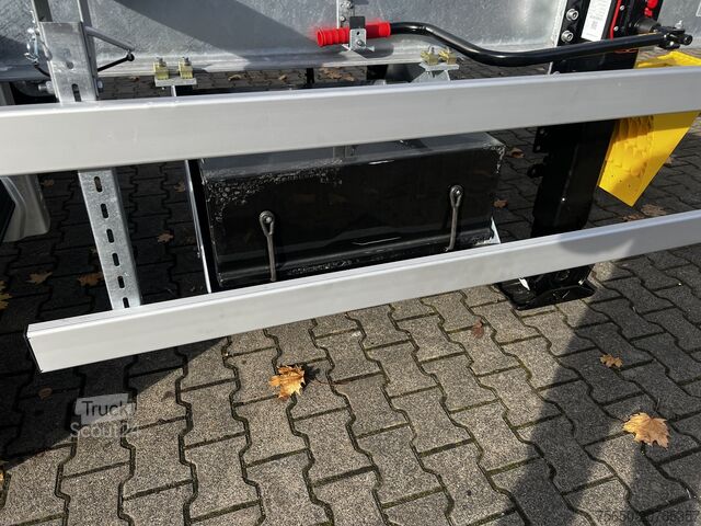 Ρυμουλκούμενο εναλλάξιμου σασί Möslein BDF Tandem- BDF- Wechselanhänger mit Ladebordwand