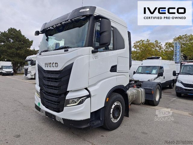 Standardowy ciągnik siodłowy IVECO Kipphydraulik