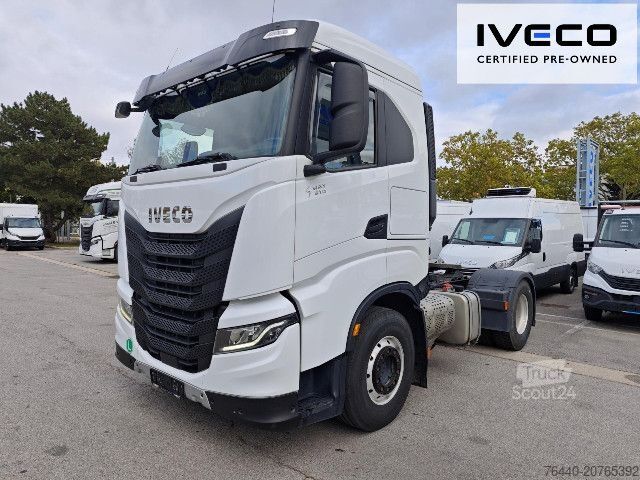 Standardowy ciągnik siodłowy IVECO Kipphydraulik