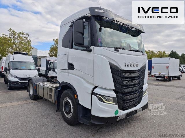 Standardowy ciągnik siodłowy IVECO Kipphydraulik