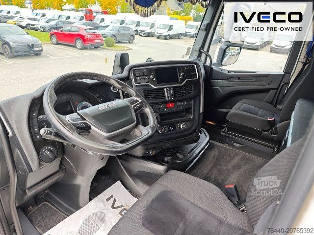 Standardowy ciągnik siodłowy IVECO Kipphydraulik