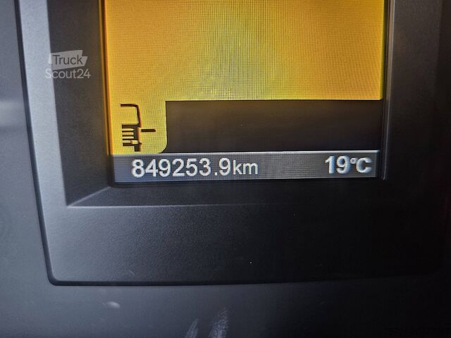 Rimorchio della piattaforma SCANIA R490