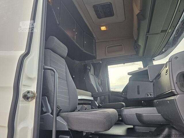 Rimorchio della piattaforma SCANIA R490