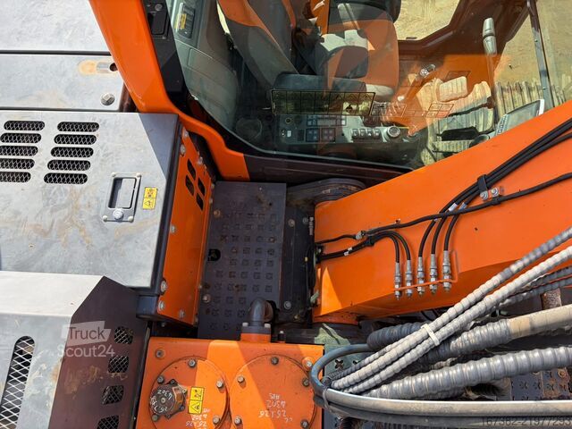 Escavatore cingolato Doosan DX140LCR-5