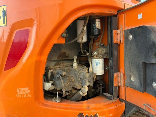Escavatore cingolato Doosan DX140LCR-5