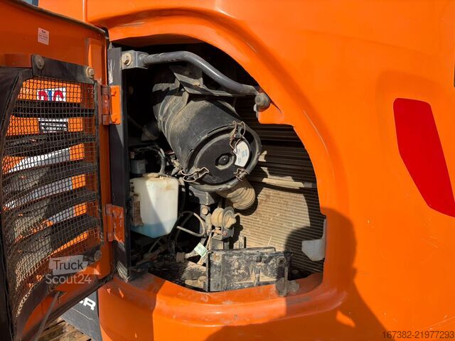 Escavatore cingolato Doosan DX140LCR-5