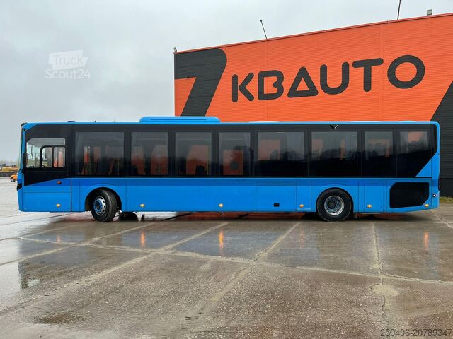 Міський автобус Volvo B8RLE 8900 4x2 47 SEATS / AC / AUXILIARY HEATING