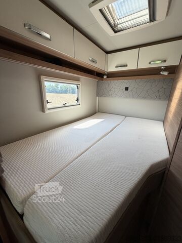 Rulotă/autocaravană Weinsberg CaraCore 650 MF Lithium SAT Solar Top