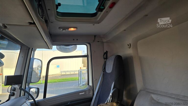 Tracteur routier standard DAF CF 450 FT