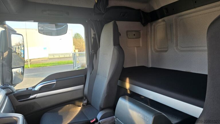 Tankwagen MAN TGS 26.400 (6x2) ISOLIERT